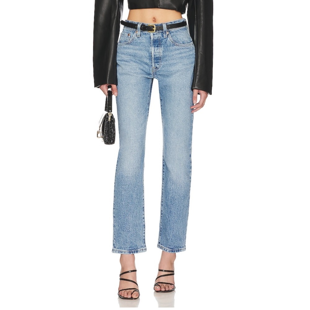 NWT- Levi’s 501 Straight Leg
